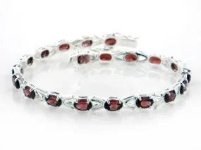 10cttw Sterling Silver Deep Red Garnet Tennis Bracelet - 7"
