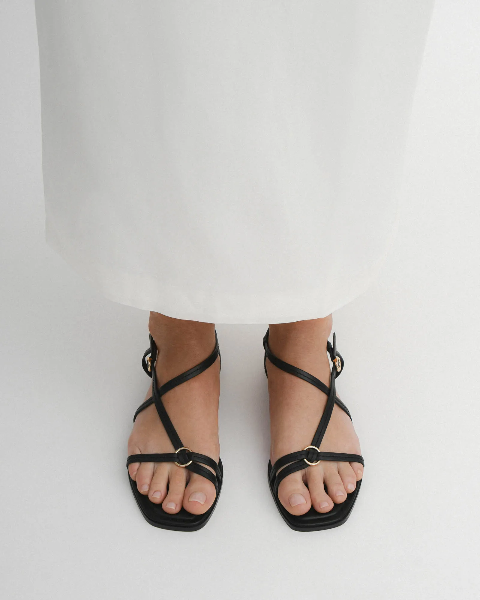 ADDI FLAT SANDALS BLACK LEATHER