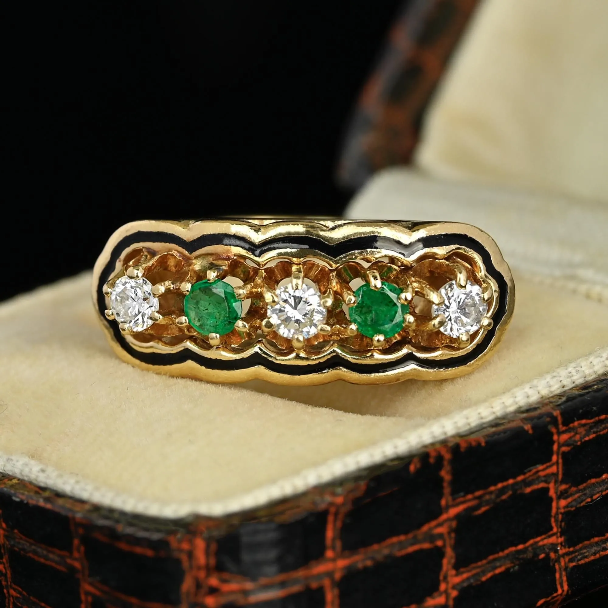Antique 14K Gold Enamel Diamond Emerald Ring