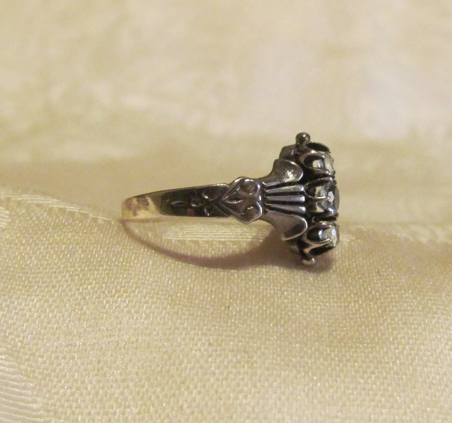 Antique Style 0.33ct Aquamarine 3 Stone Sterling Silver Ring Size 5 1/2