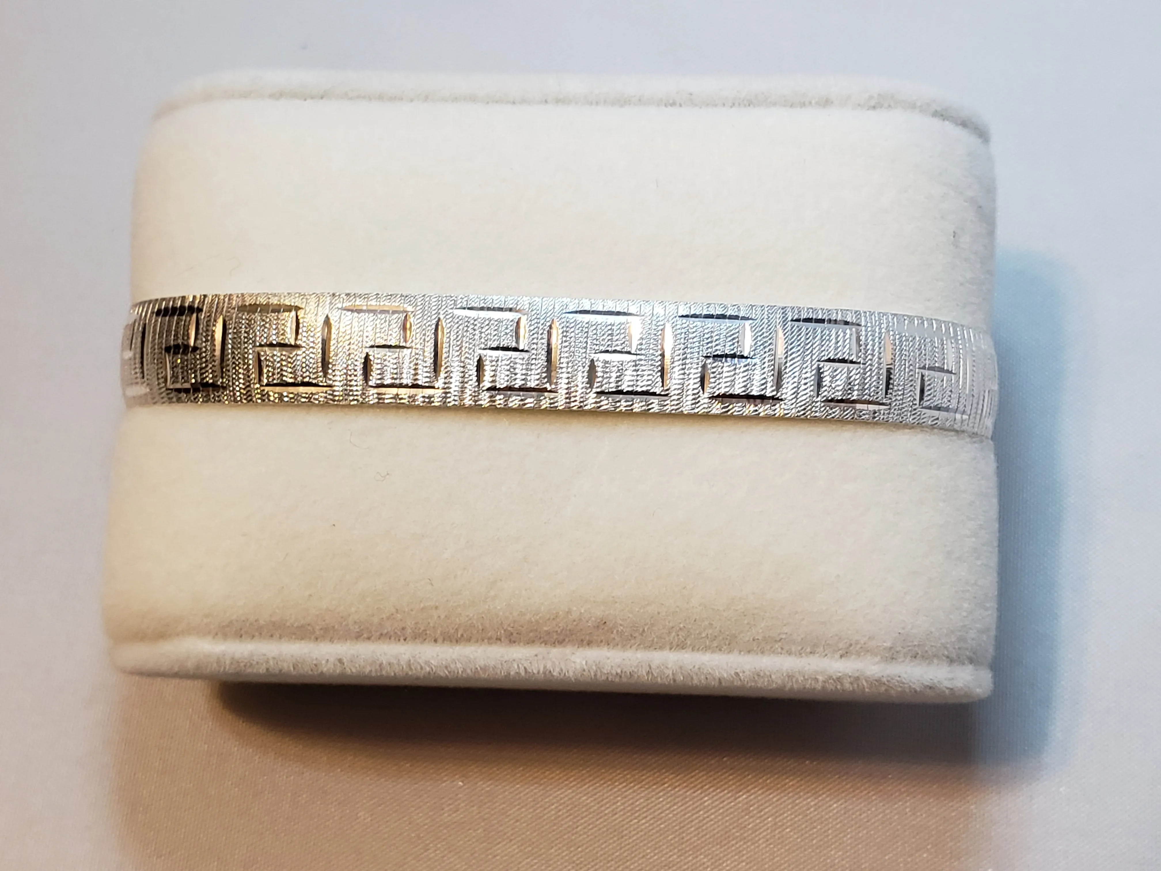 Artisan Crafted, Italian Made 7" Sterling Silver 13g. Diamond Cut, Greek Key Bracelet with Lobster Claw Clasp 