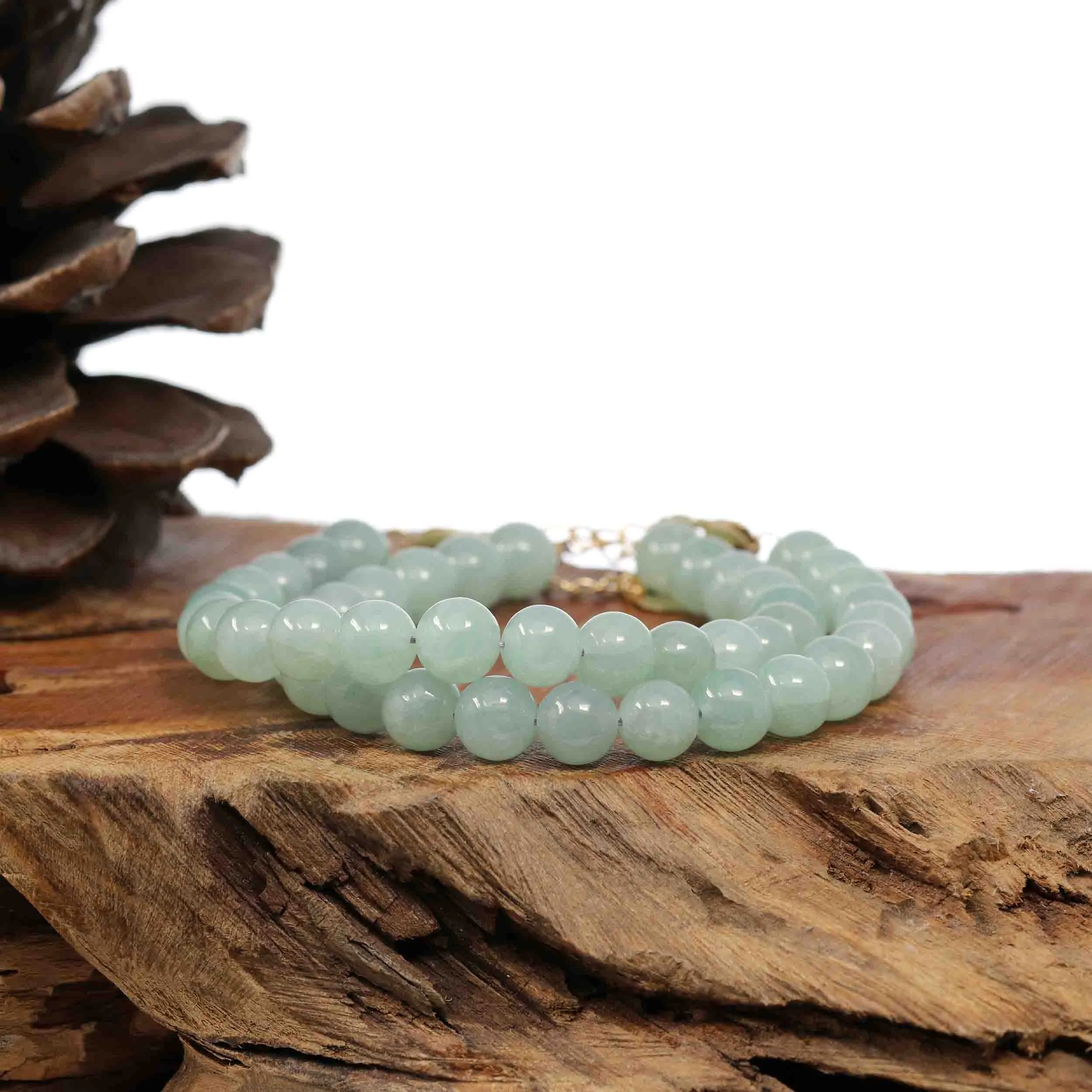 Baikalla Genuine Green Jadeite Jade Bead Bracelet With 18K Yellow Gold Clasp ( 7.5 mm )