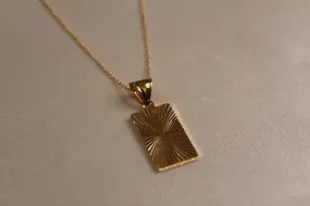 Belle Necklace
