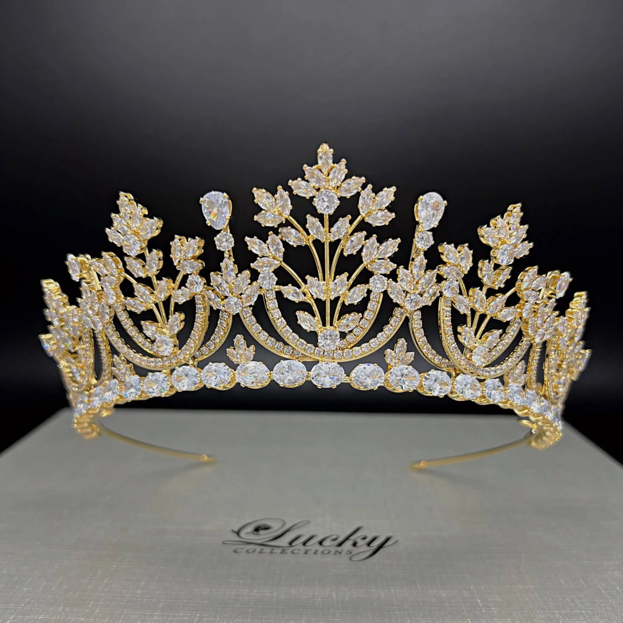 Bridal Crown, Quinceanera Tiara, Swarovski Crystal Crown, Sparkling Tiara for Bride