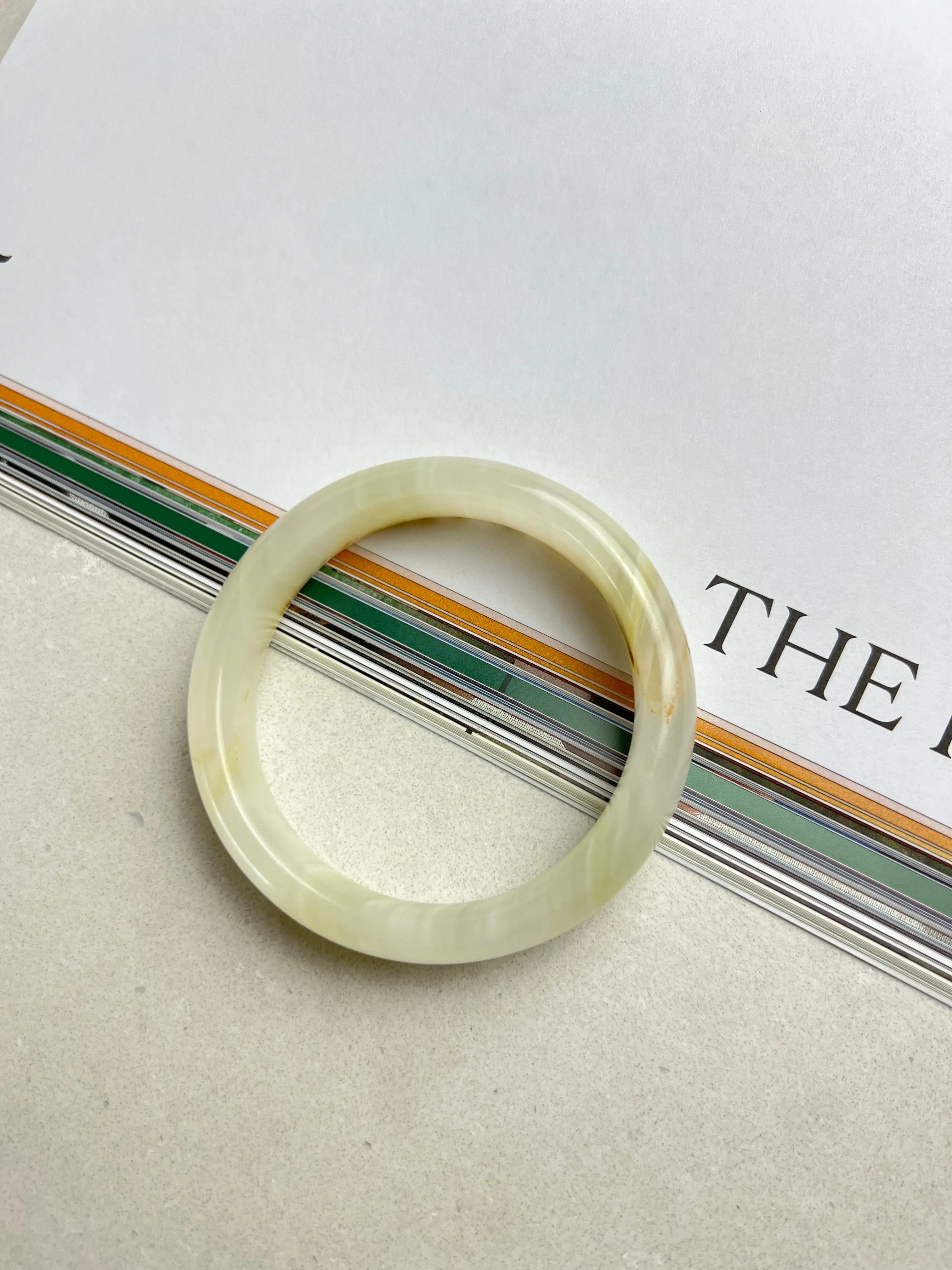 Cream White Natural Serpentine Jade Bangle