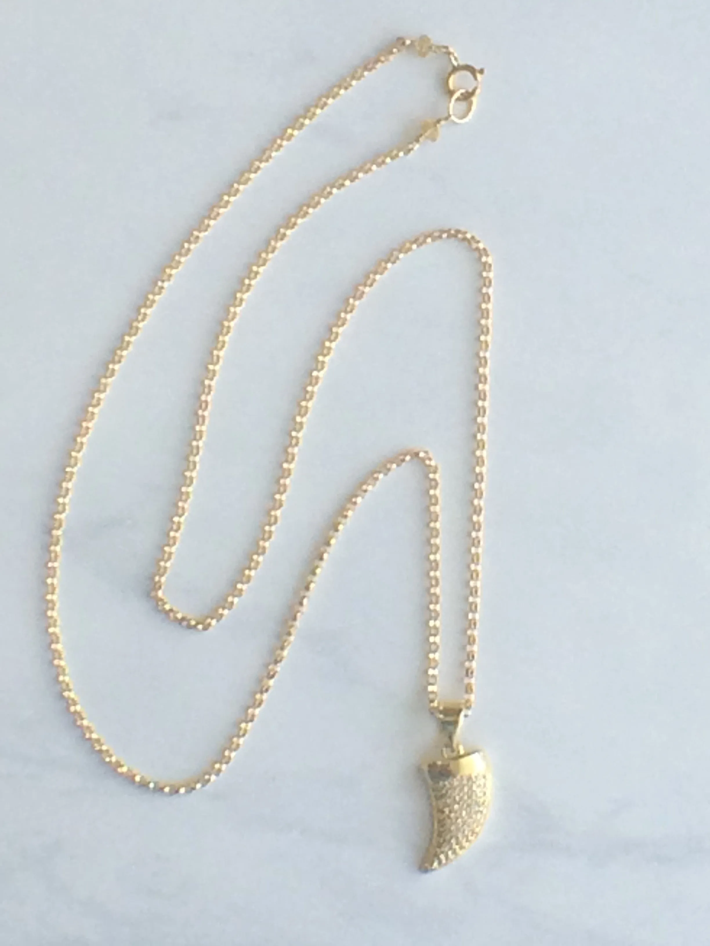 Crystal Horn Necklace gold