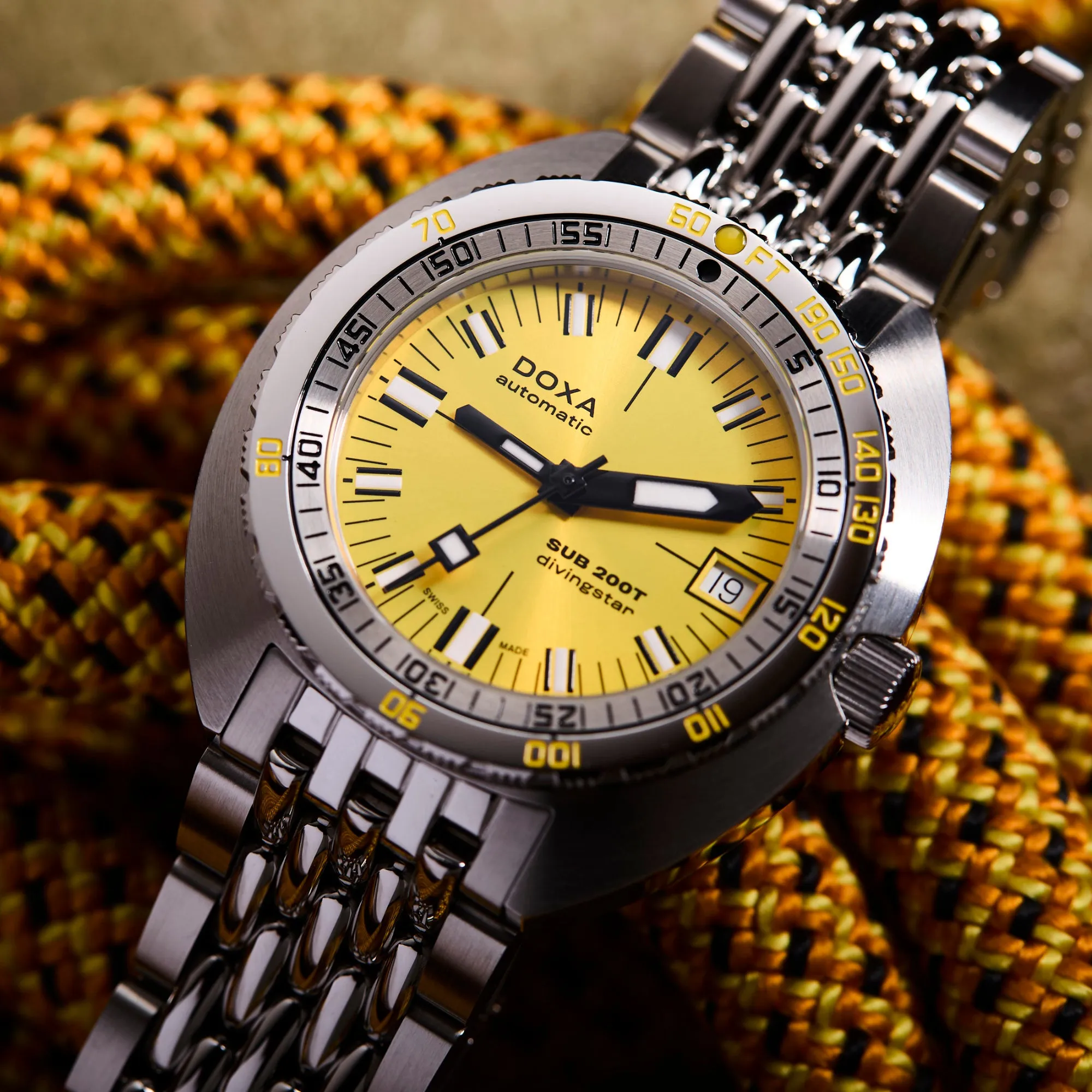 Doxa 200 T - Divingstar (Yellow) Sunray Dial