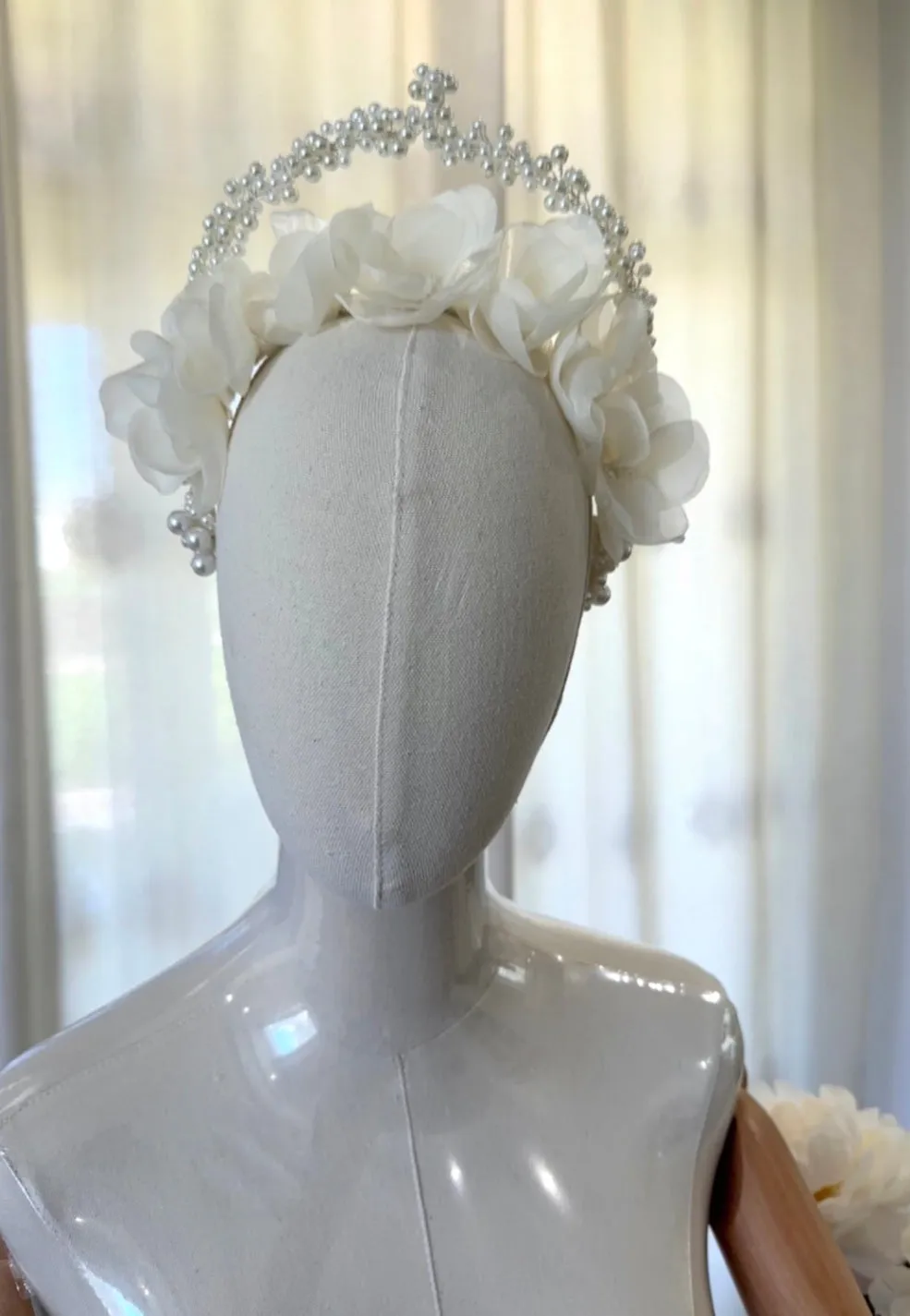 Floral Pearl Majesty Tiara