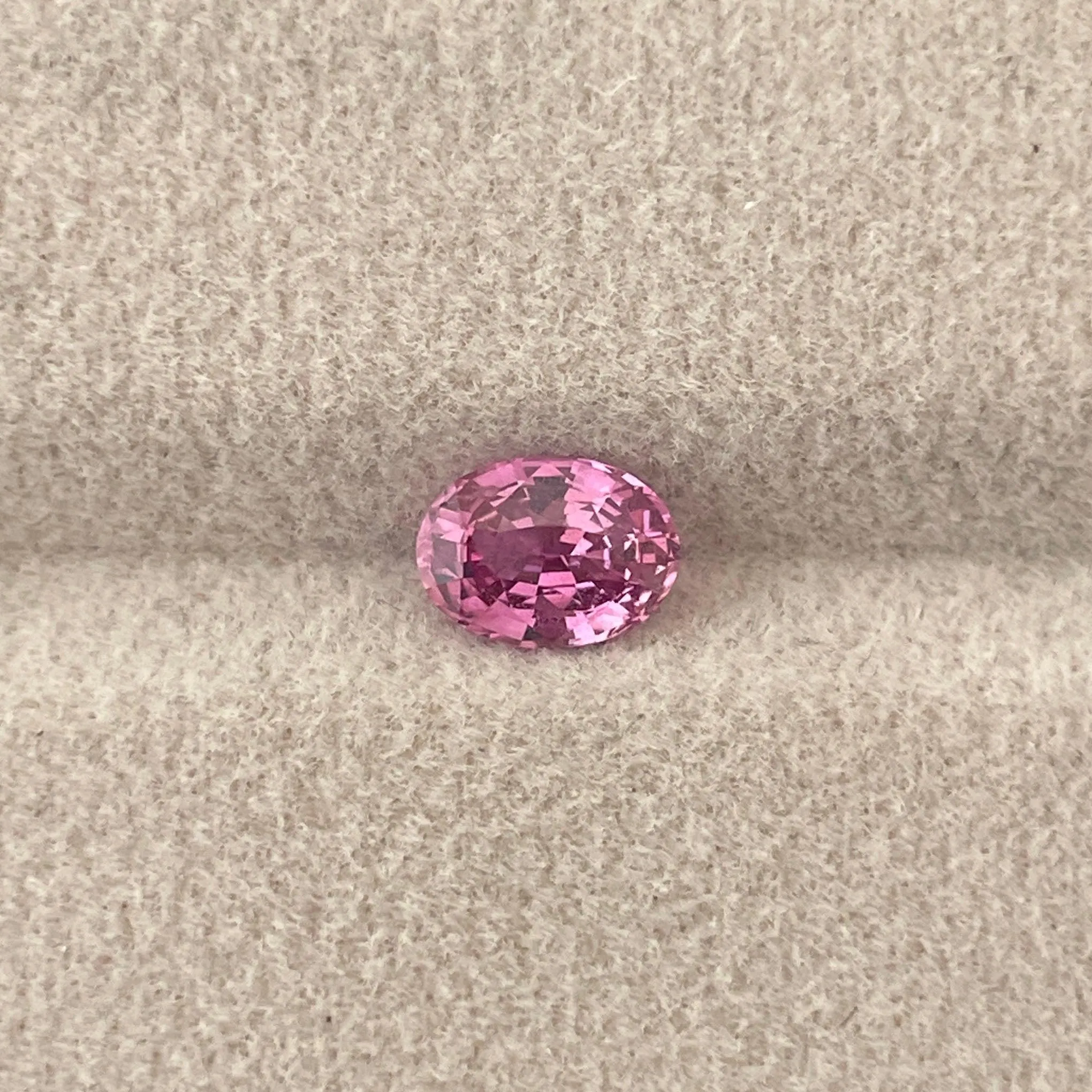 gemstone pink sapphire 1.08 crt ceylon madagascar pink oval sapphire, Loose Gemstone Cut, Loose Sapphire Gemstone