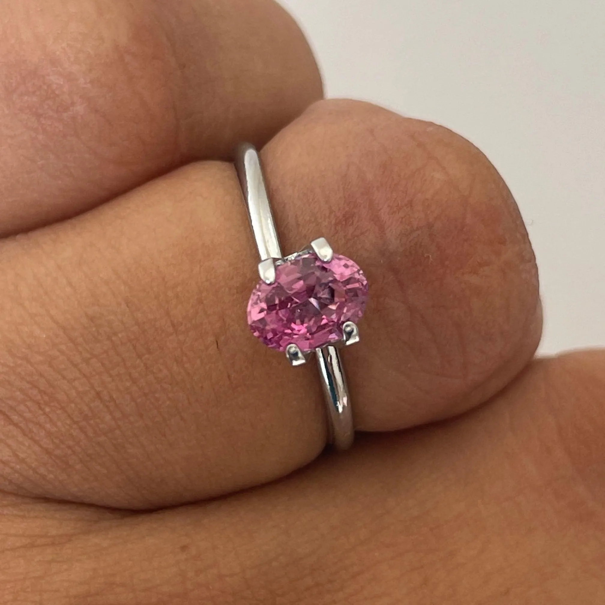 gemstone pink sapphire 1.08 crt ceylon madagascar pink oval sapphire, Loose Gemstone Cut, Loose Sapphire Gemstone