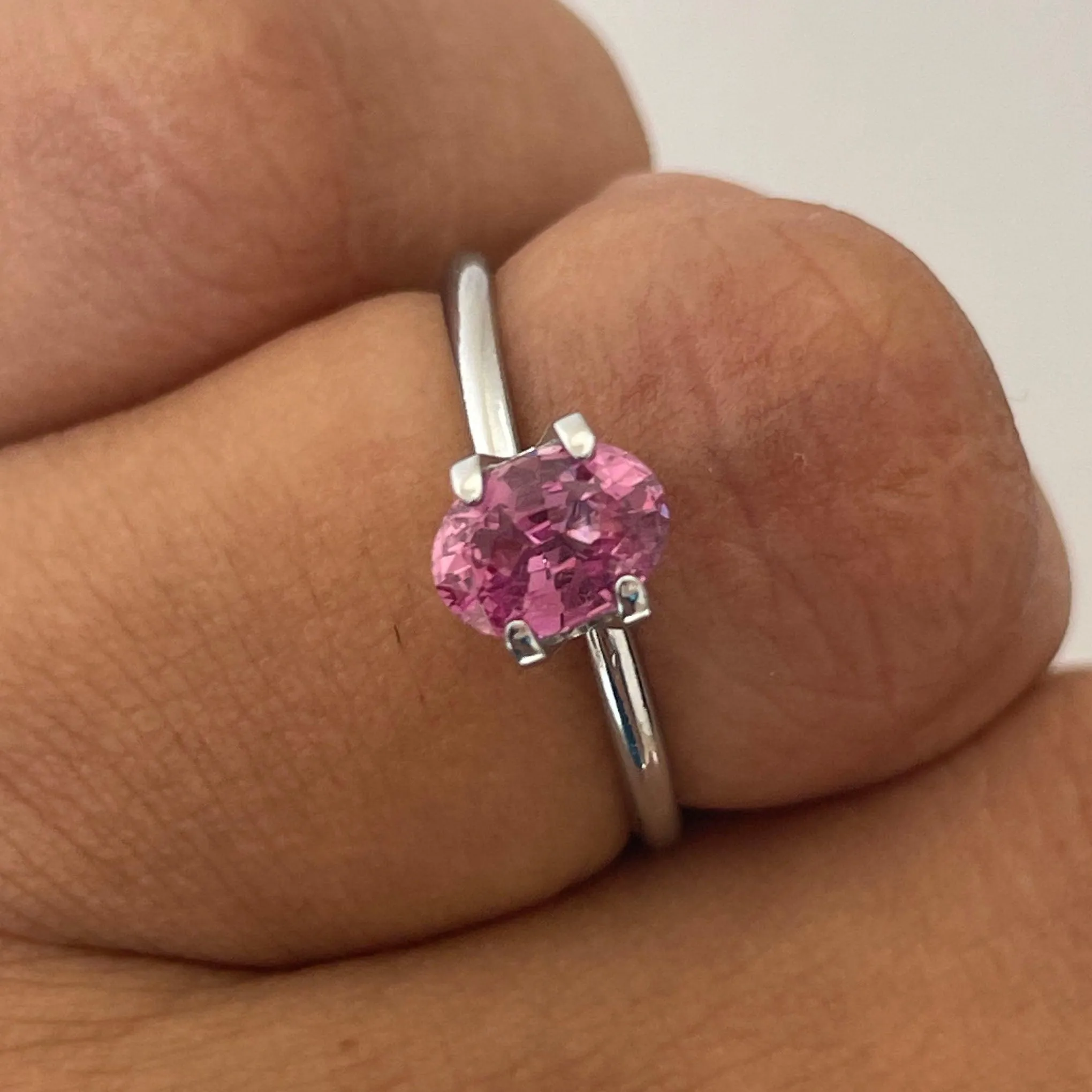 gemstone pink sapphire 1.08 crt ceylon madagascar pink oval sapphire, Loose Gemstone Cut, Loose Sapphire Gemstone