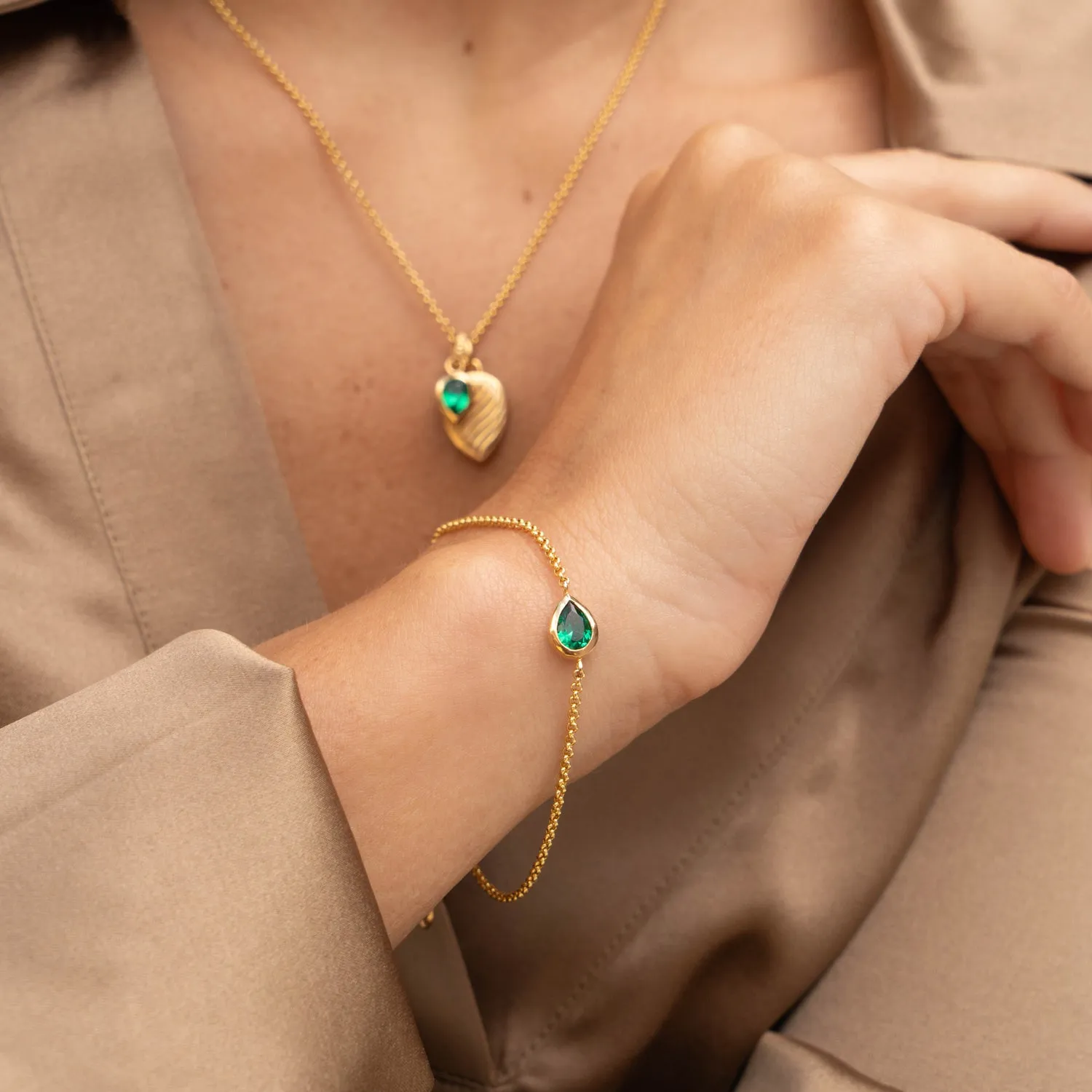Green Garnet Pear Chain Bracelet