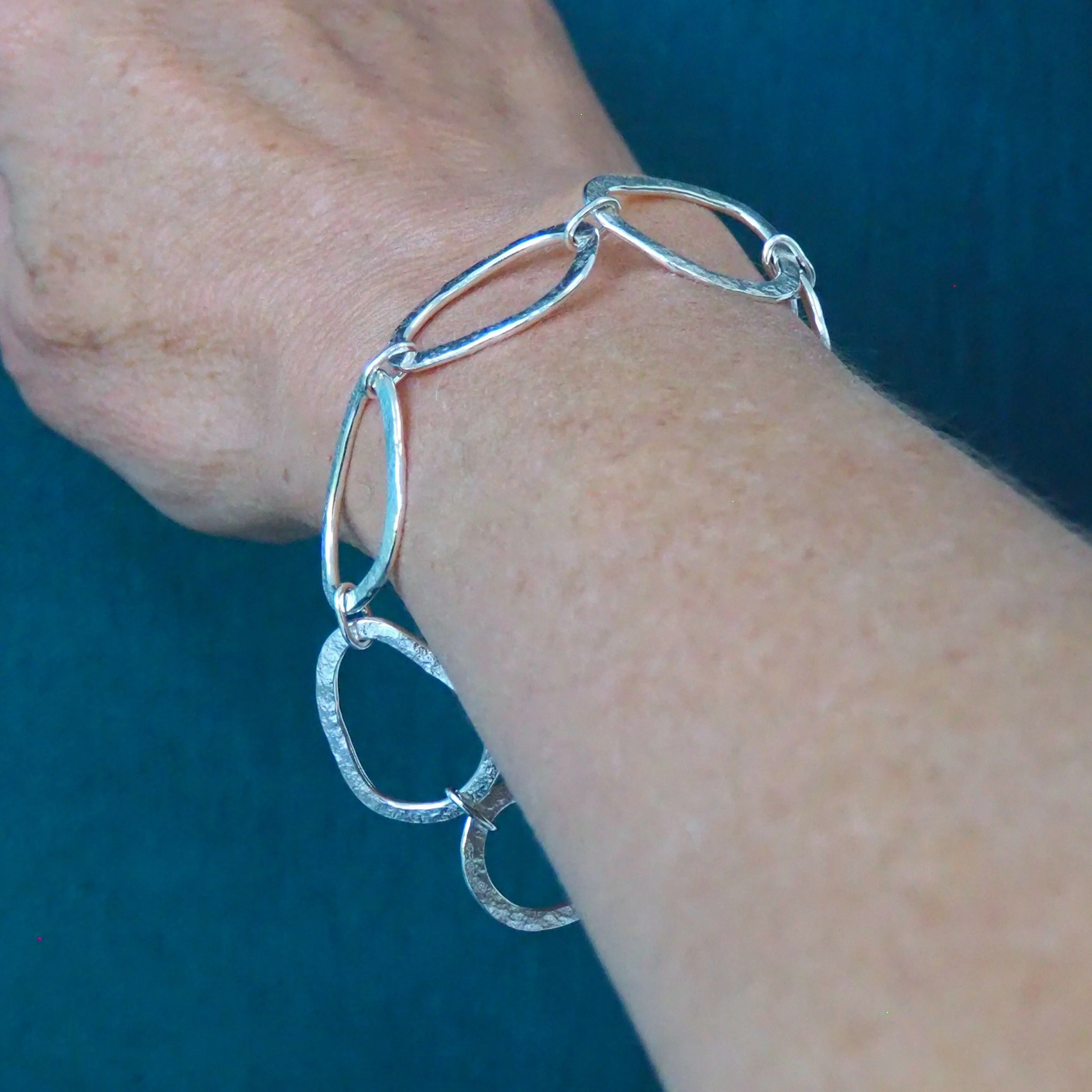 Hallmarked Silver Bracelet - Hammered Silver - Large Link