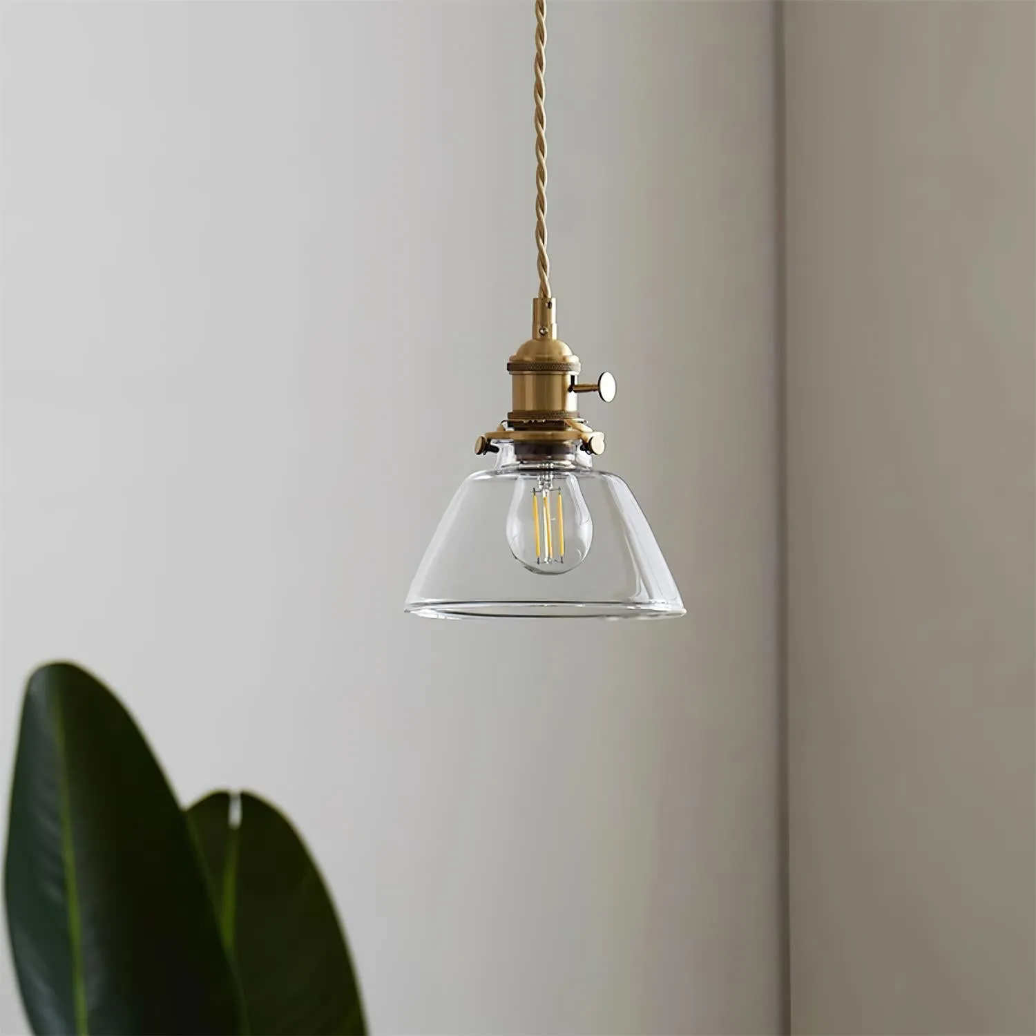 Jasmine Glass Pendant Lamp