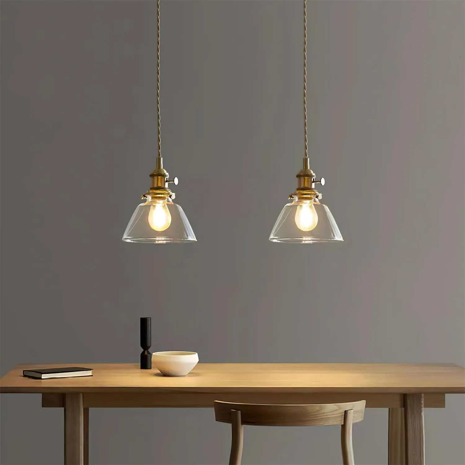 Jasmine Glass Pendant Lamp