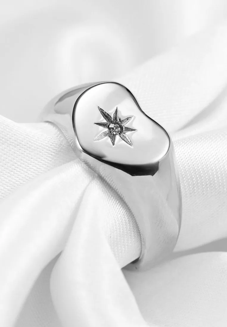 Jolie Star Cubic Zirconia Band Eternal Ring in Silver