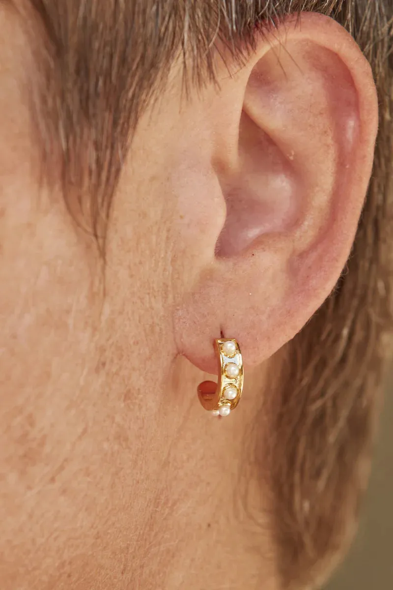 LEGACY EARRING - PEARL