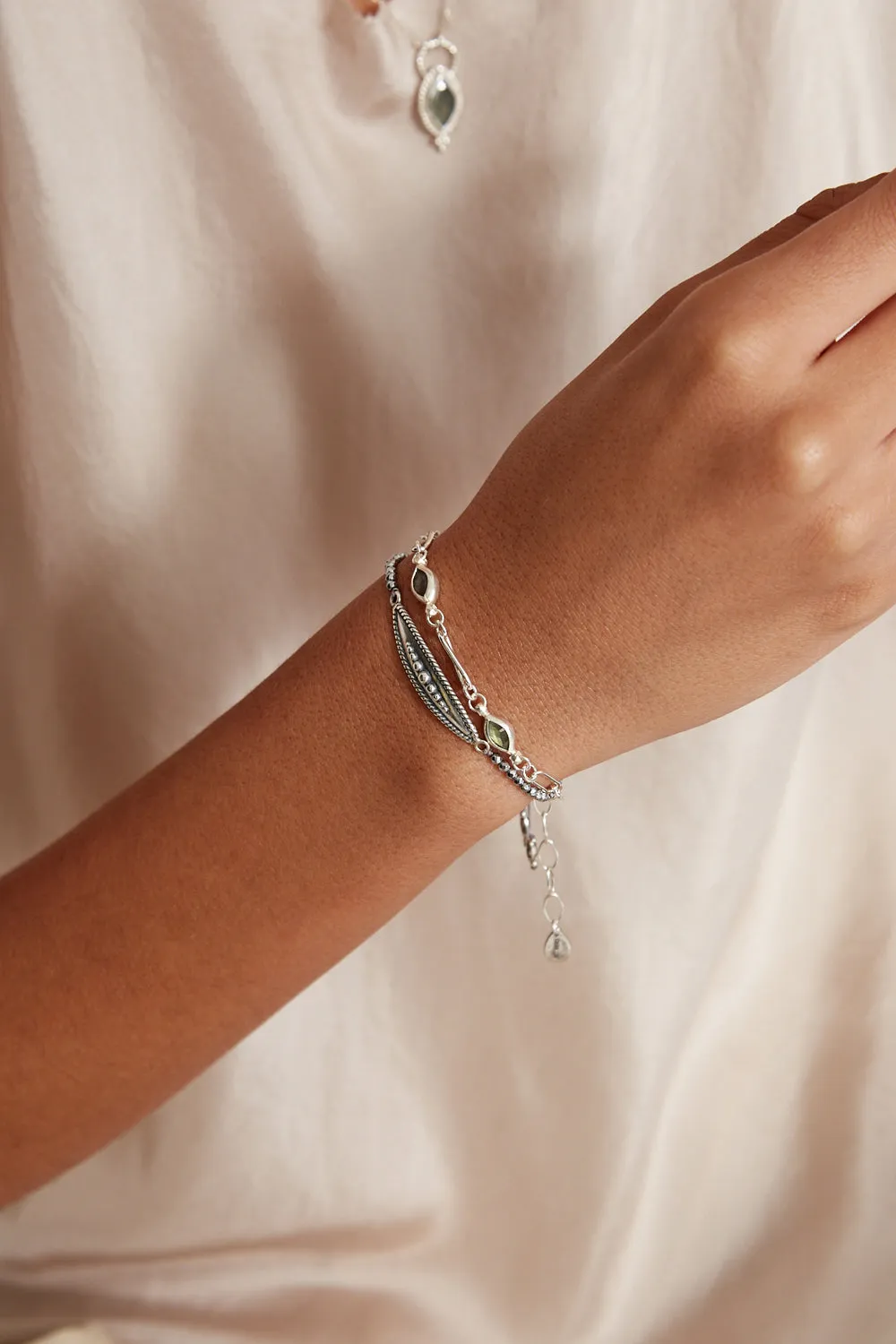 Lydia Bracelet Silver Labradorite
