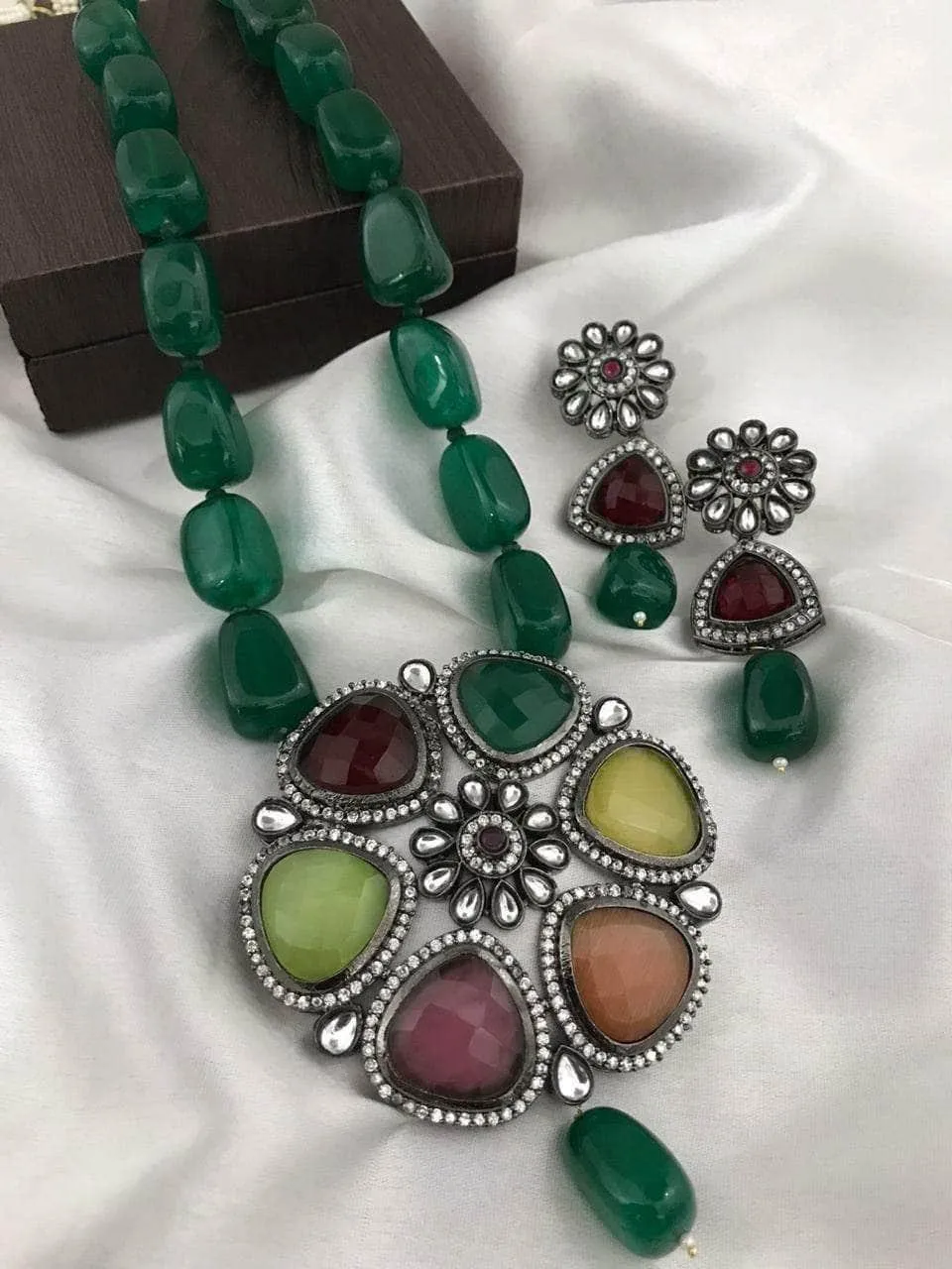 Multi Stone Pendant Necklace Set