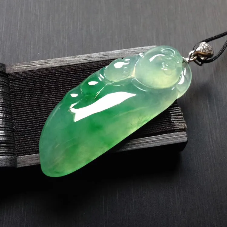 Natural Jade Pendant Jadeite Buddha Pendant PT274