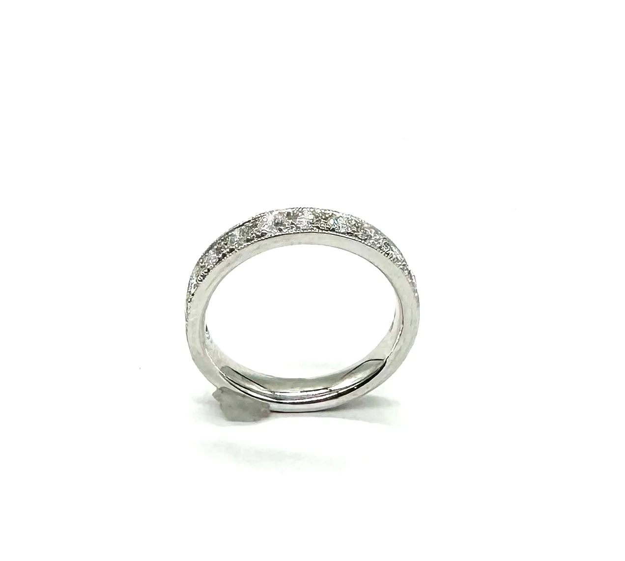 *New 80 Ptw Channel Set Diamond Band