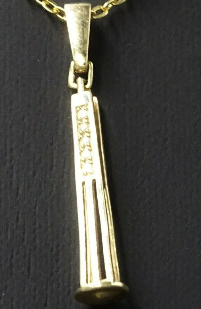"Radiant Love: Exquisite 10ct Yellow Gold Diamond Pendant"
