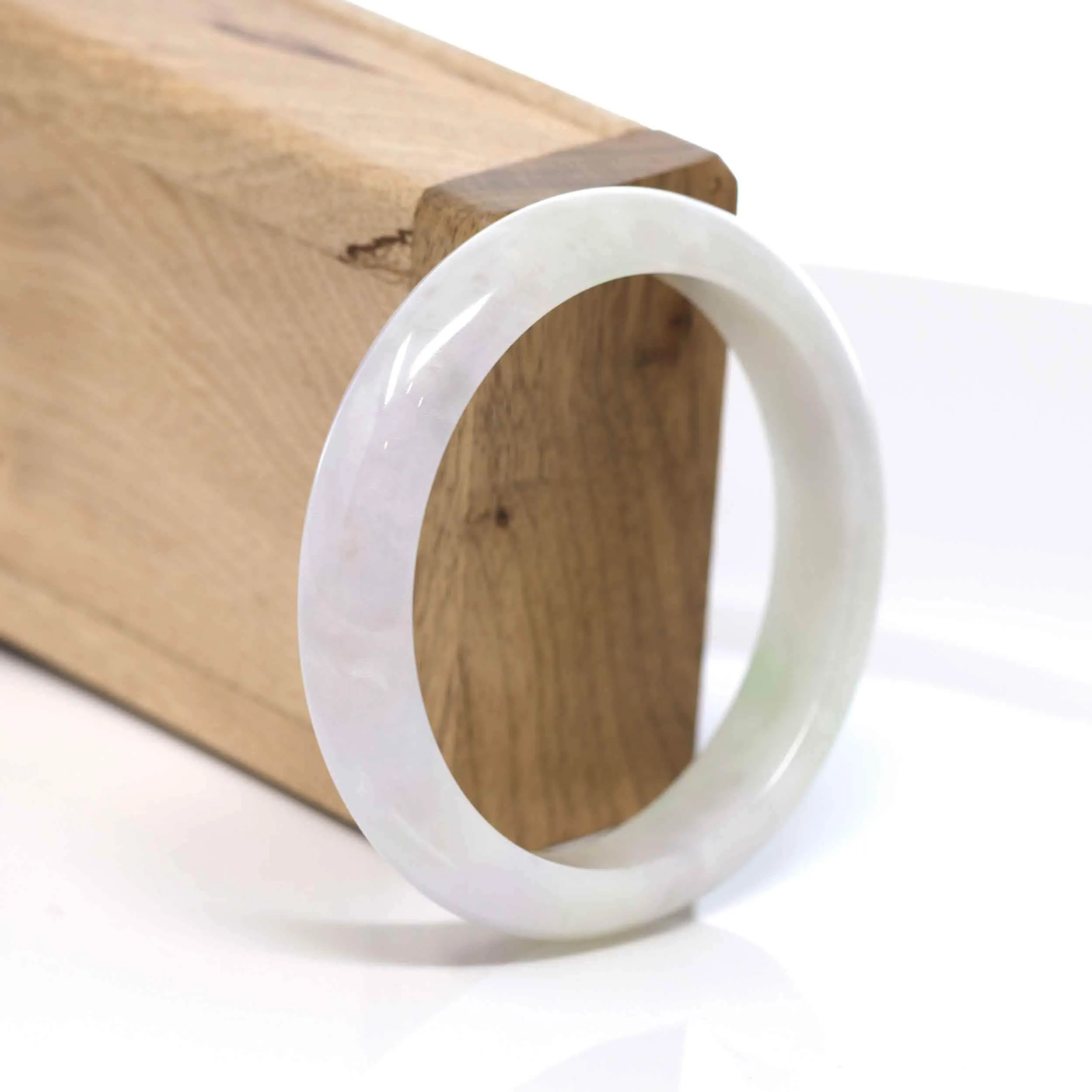 RealJade® "Classic Bangle" Whitish Green Natural Jadeite Jade Bangle (55.60mm)#576