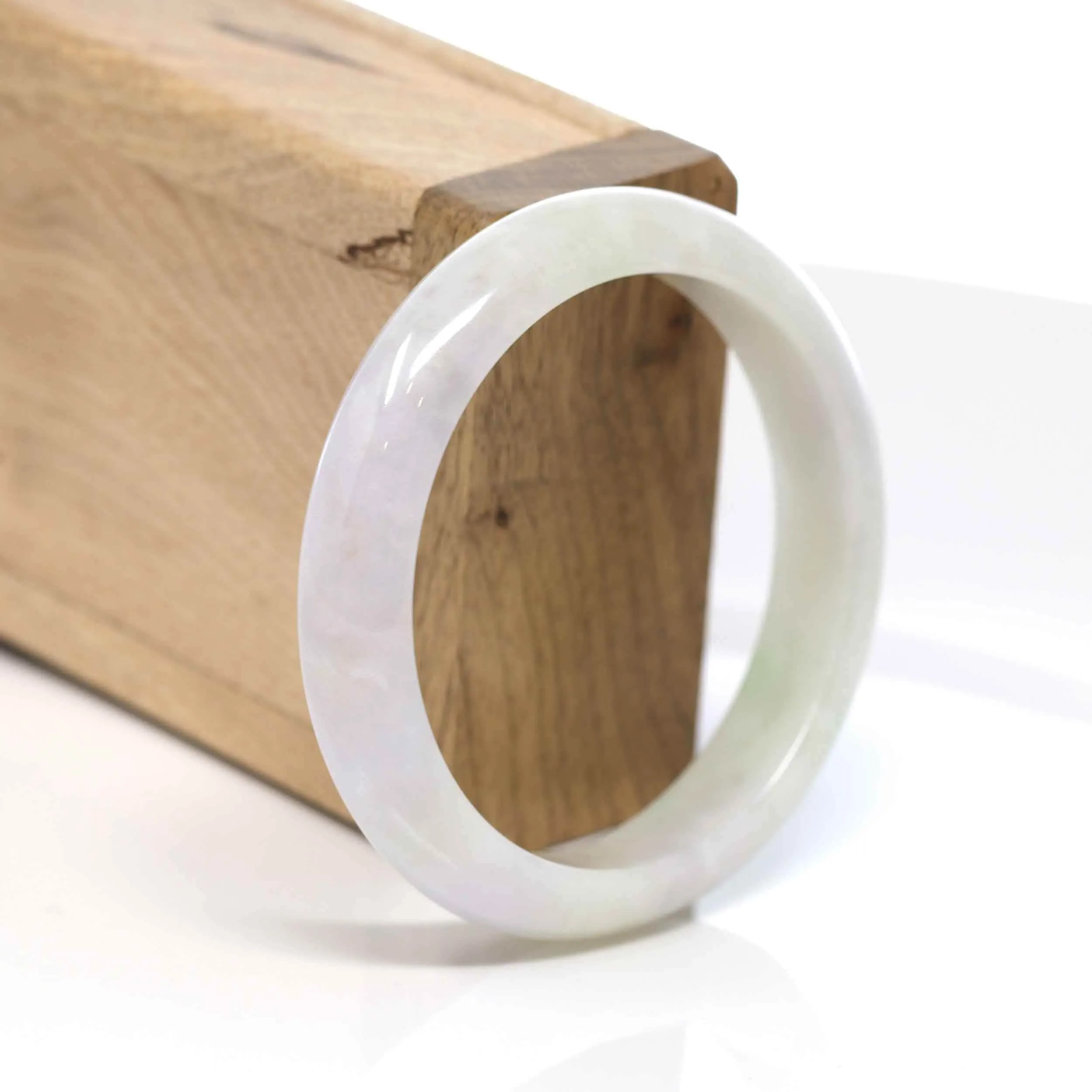 RealJade® "Classic Bangle" Whitish Green Natural Jadeite Jade Bangle (55.60mm)#576