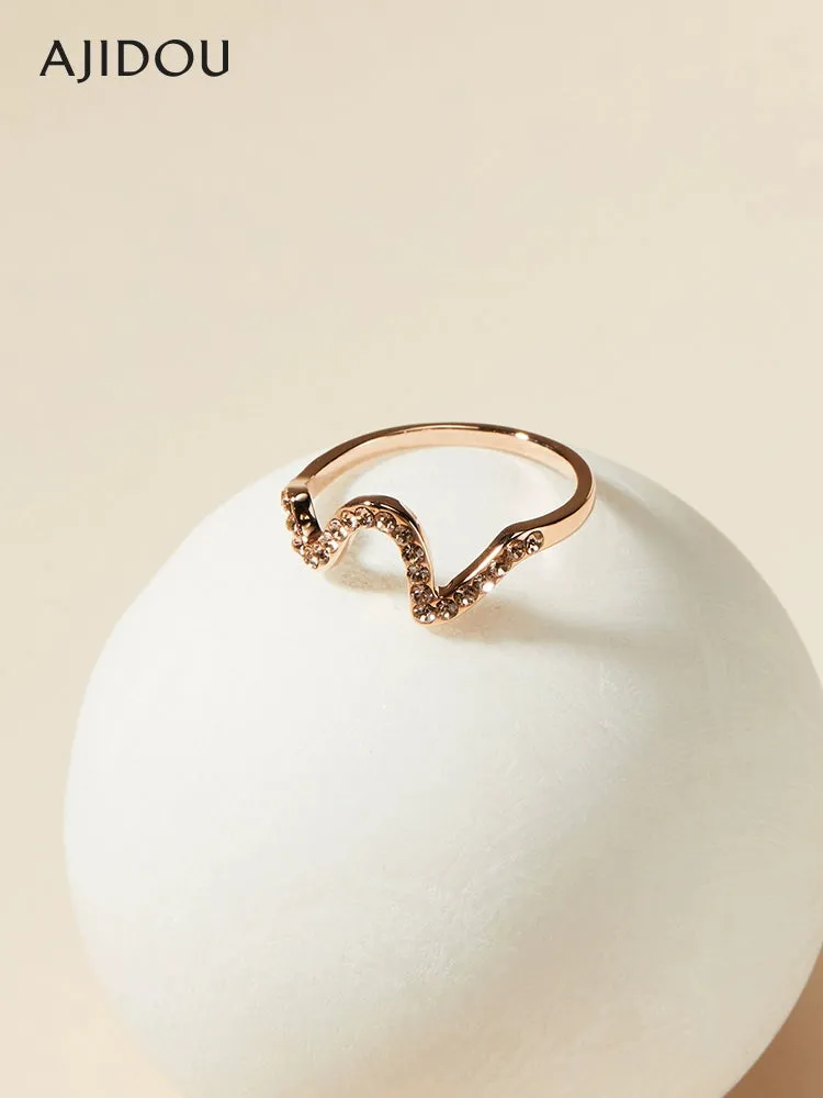 Rose Gold Ripple Design Rhinestone Ring