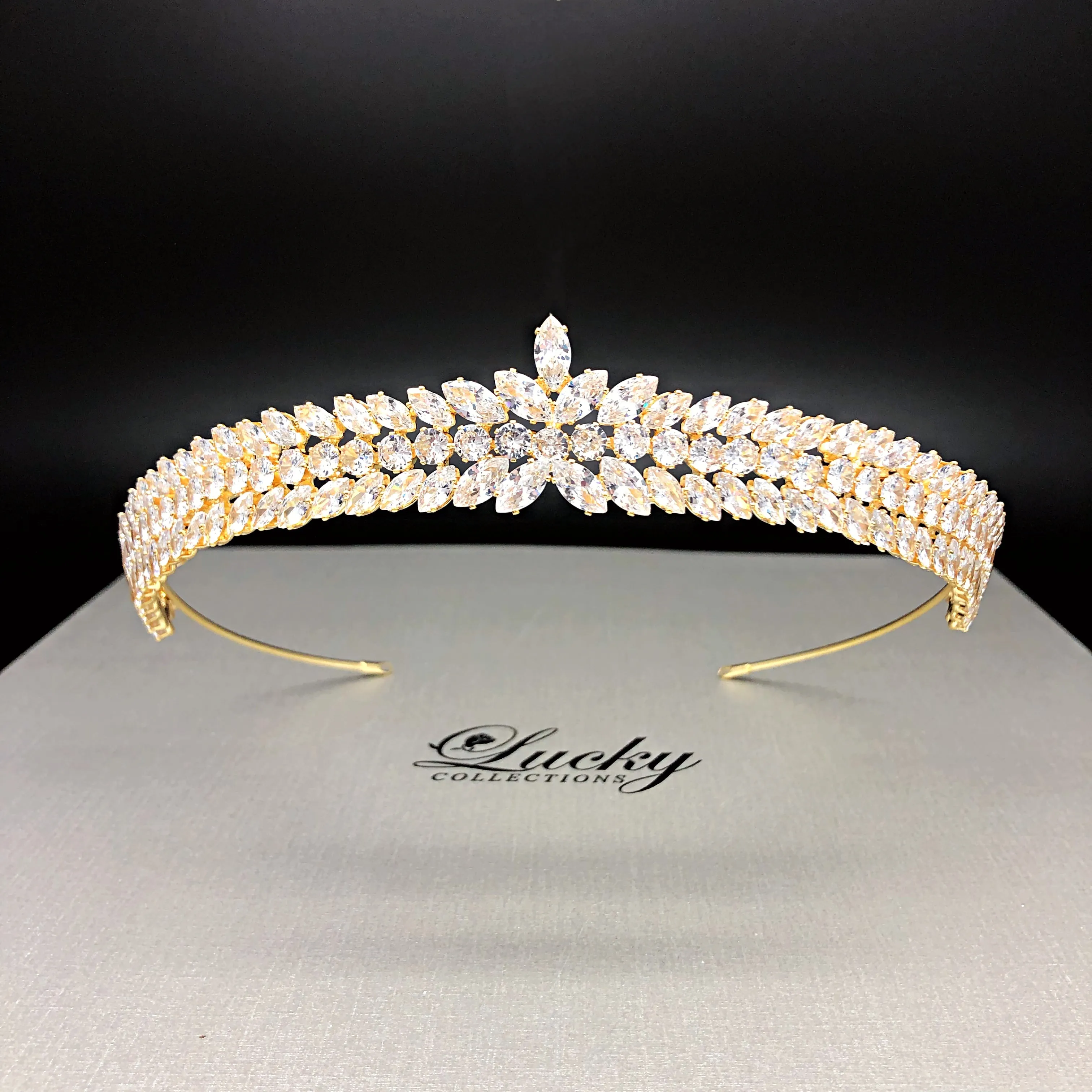 Small Tiara, Simple Beauty Cubic Zirconia Bridal Crown, Quinceanera Corona