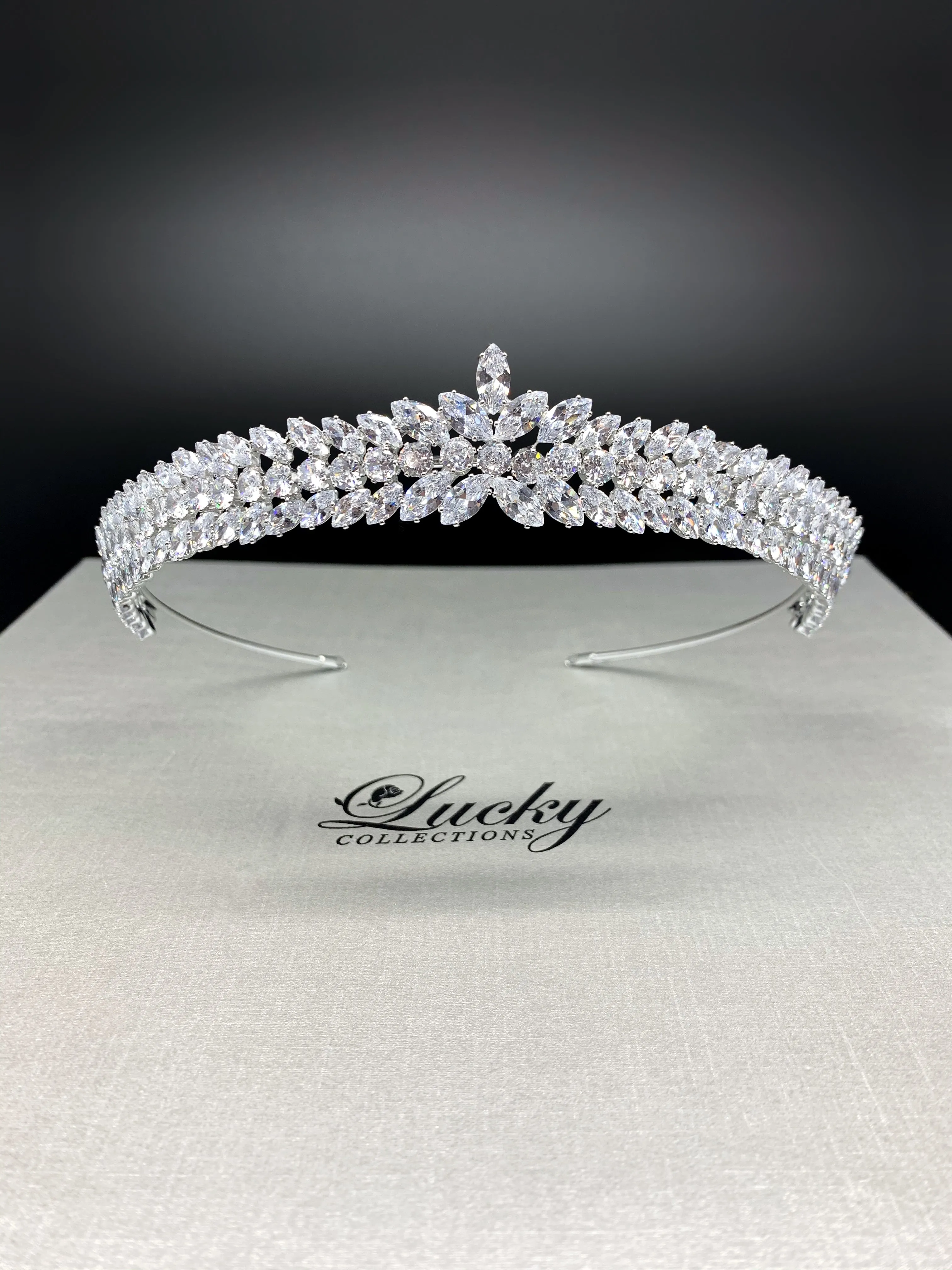 Small Tiara, Simple Beauty Cubic Zirconia Bridal Crown, Quinceanera Corona