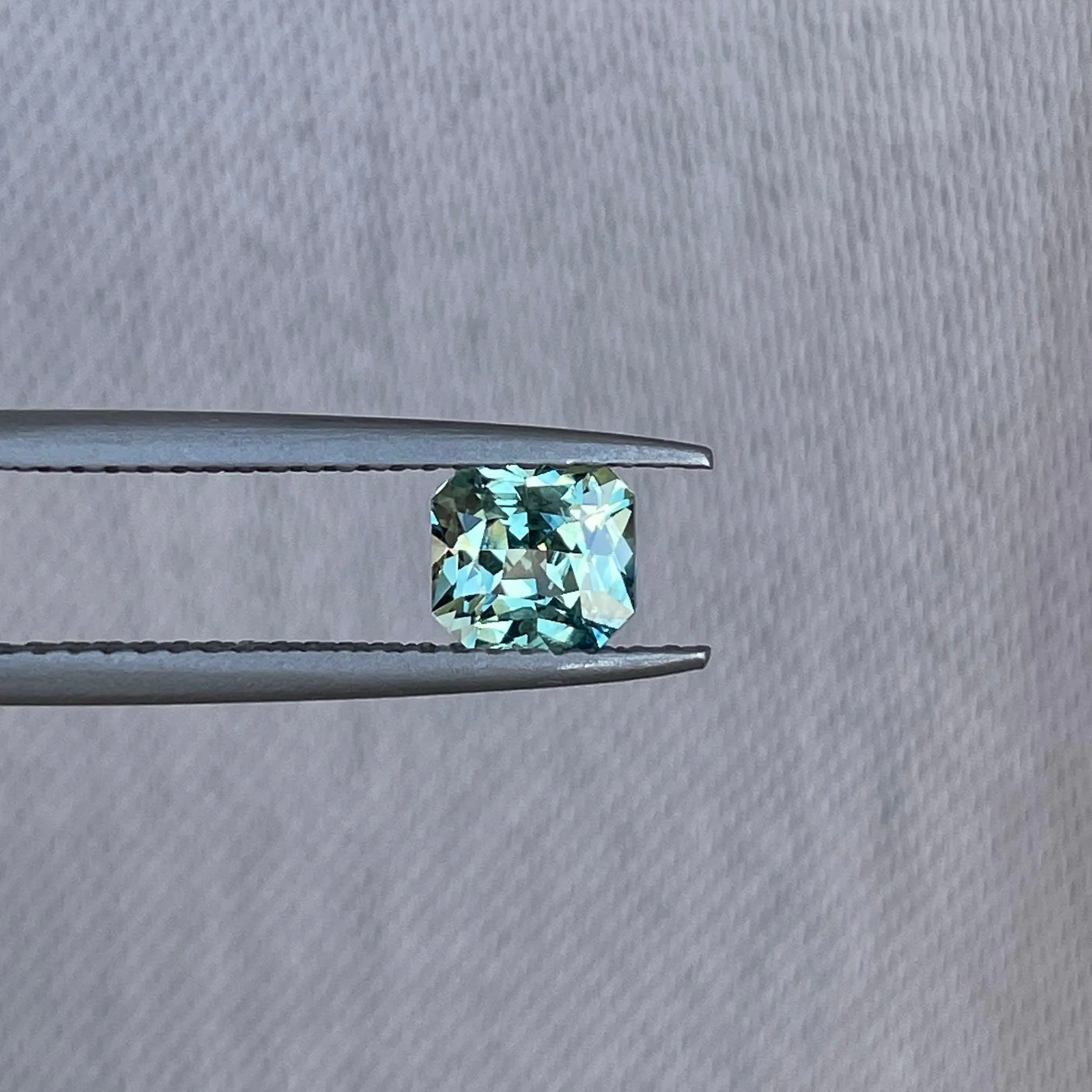 Teal Sapphire 0.88 Ct, Natural Teal Sapphire Ring, Parti sapphire, Teal Sapphire Engagement Ring, bespoke Ring, For Custom ring Loose gem