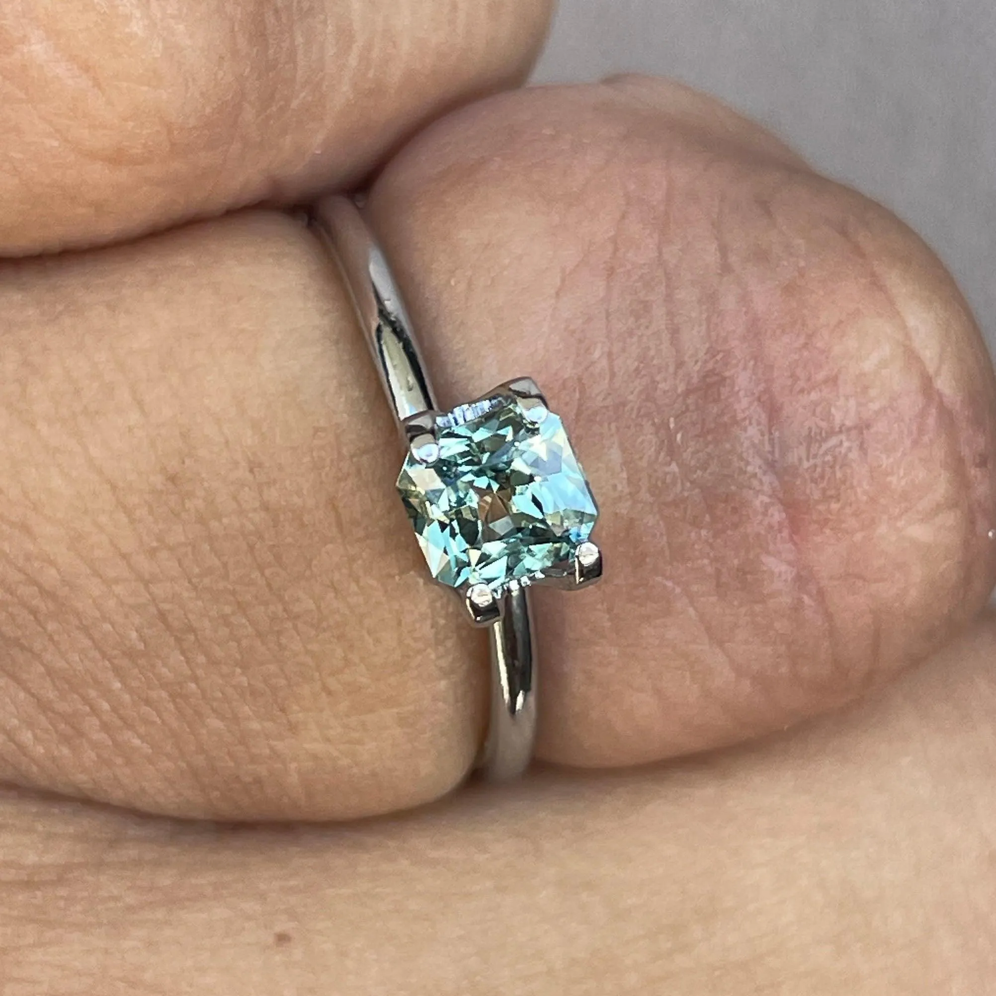 Teal Sapphire 0.88 Ct, Natural Teal Sapphire Ring, Parti sapphire, Teal Sapphire Engagement Ring, bespoke Ring, For Custom ring Loose gem