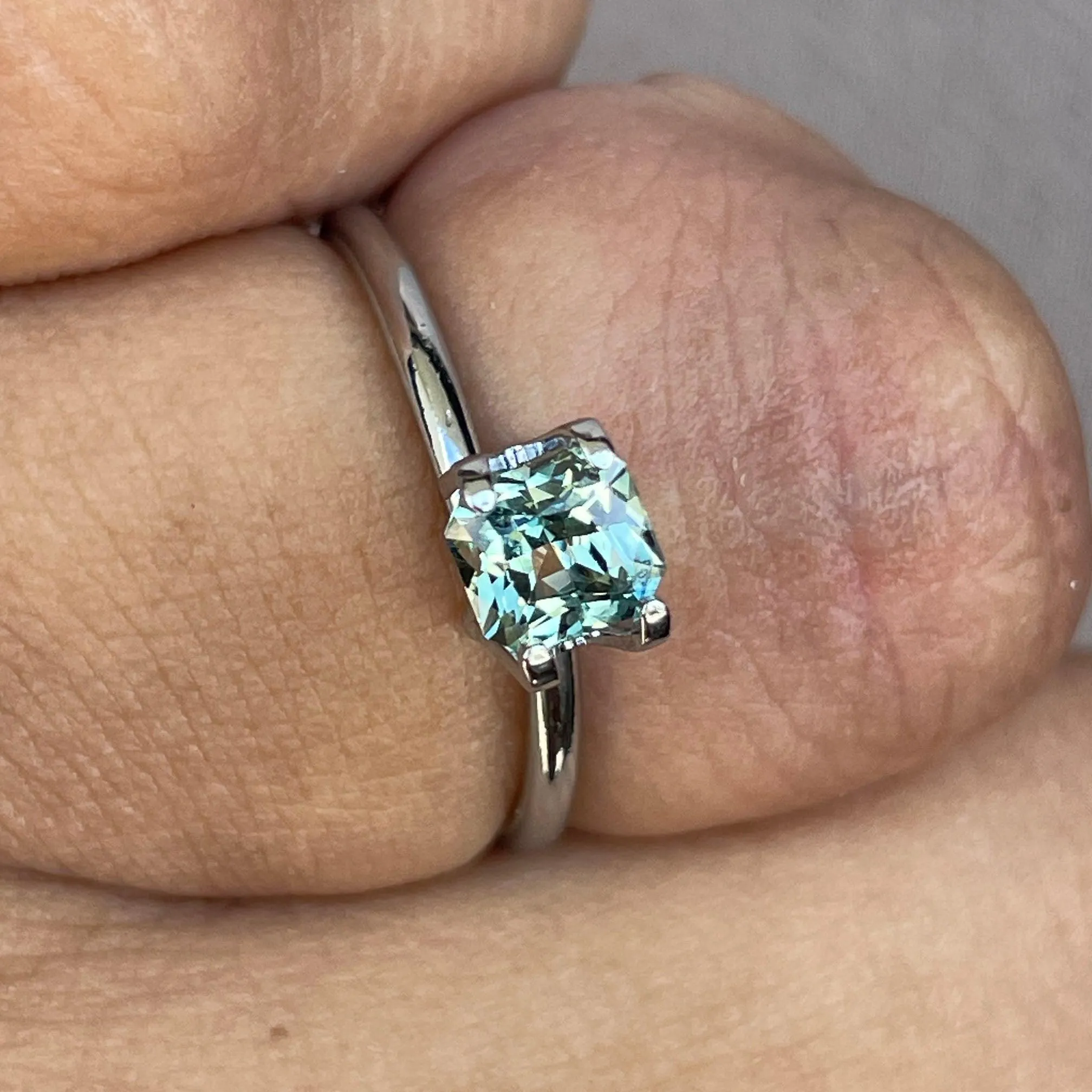 Teal Sapphire 0.88 Ct, Natural Teal Sapphire Ring, Parti sapphire, Teal Sapphire Engagement Ring, bespoke Ring, For Custom ring Loose gem