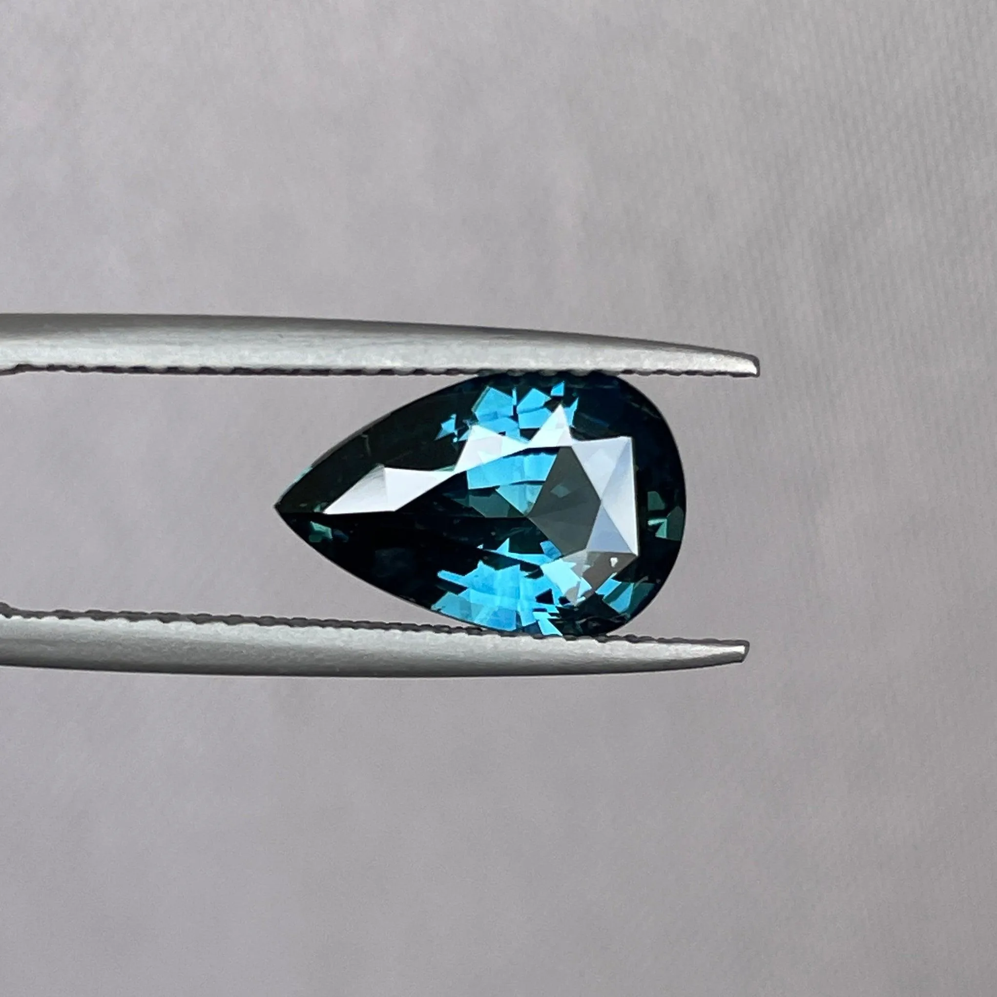 This 2.54 carat Teal Sapphire is well cut to bring out the best colour and luster, and has a perfect colour blend
