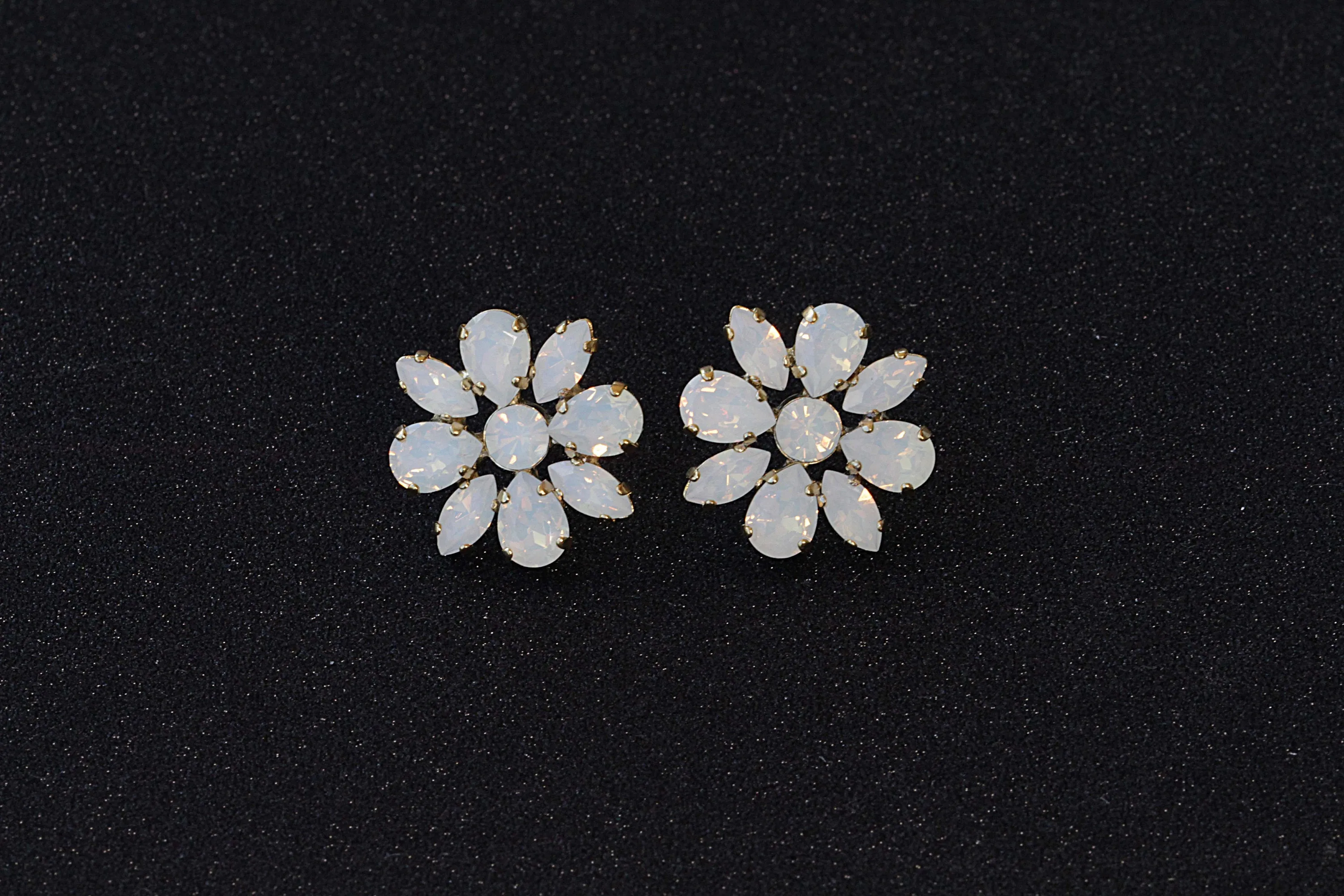 WHITE OPAL STUDS