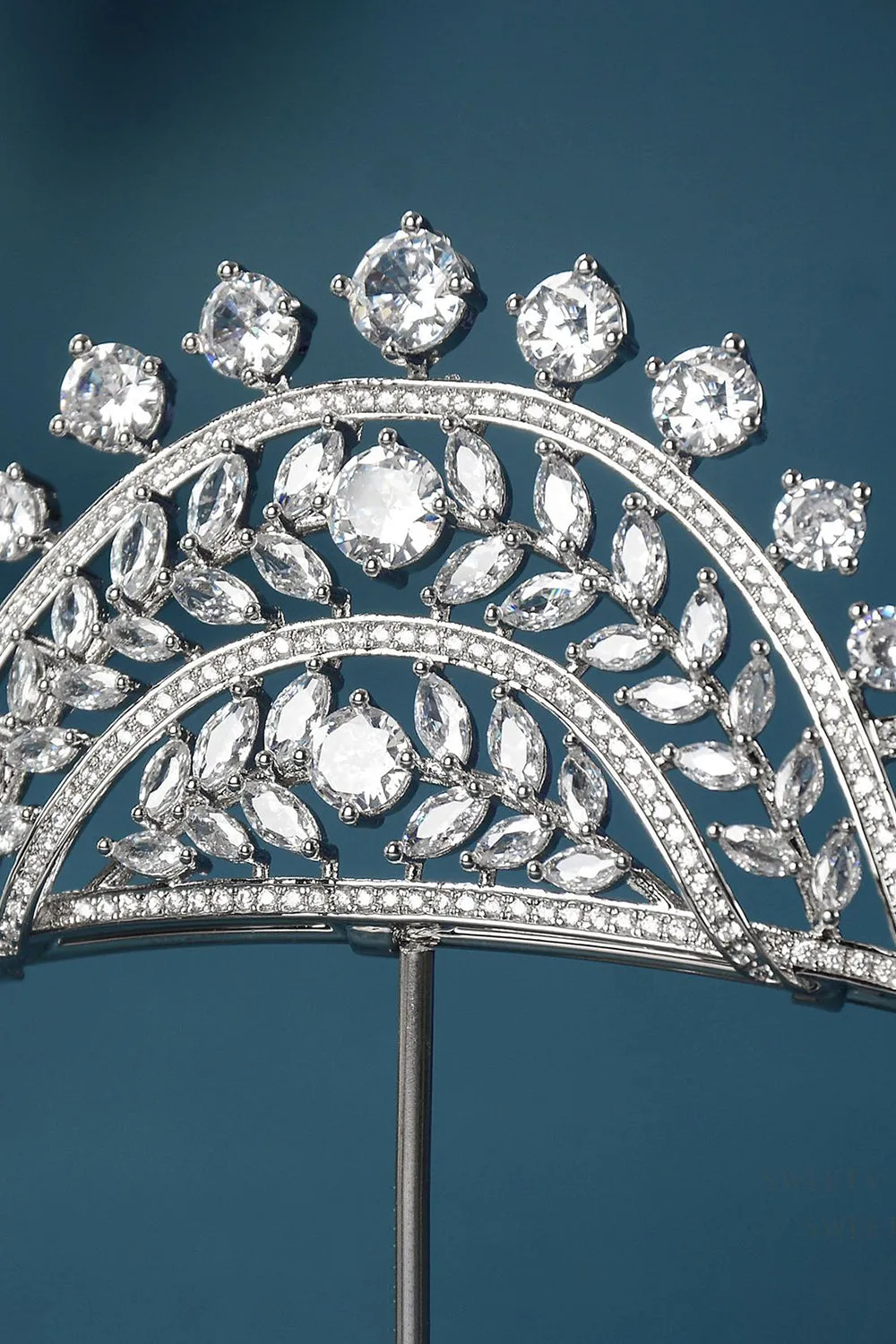 Women's Silver Regal Laurel Crowns