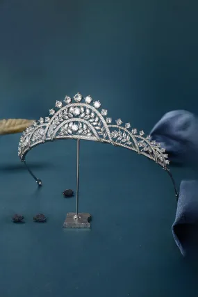 Women's Silver Regal Laurel Crowns
